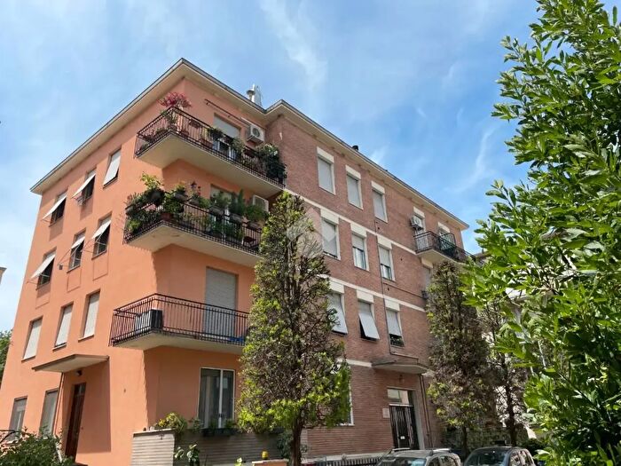 Appartamento bilocale in vendita in Via Fratelli Bertolotti, Parma