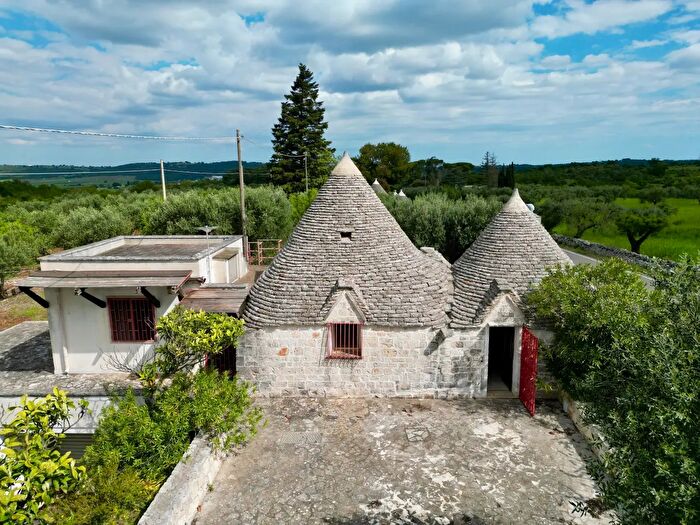Casa trilocale in vendita in Vico Bari, Alberobello