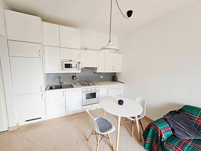 Appartamento bilocale in affitto in Via Carlo Antonio Carlone, Bande Nere, Milano