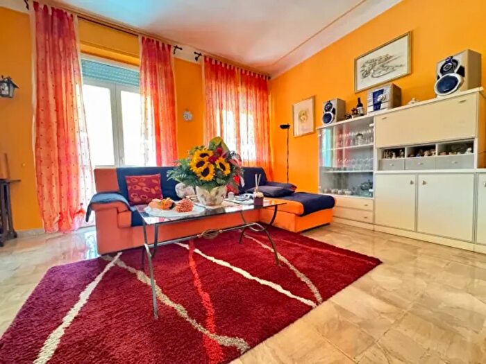 Appartamento trilocale in vendita in Via Abruzzi, Voghera