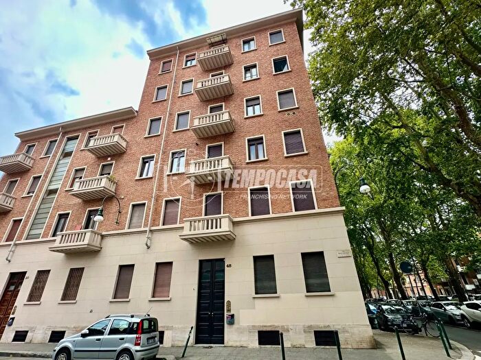 Appartamento bilocale in affitto in Via Modena, Torino