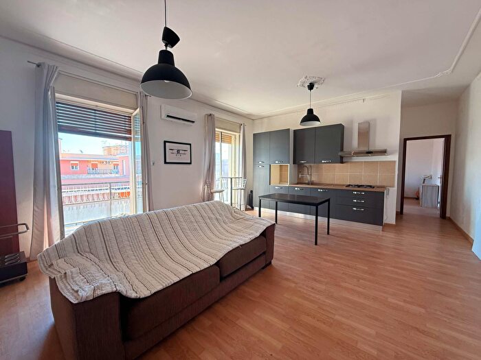 Appartamento bilocale in vendita in Via Avola, Siracusa