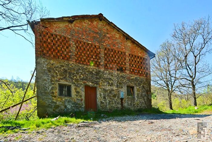 Casa con 5 locali in vendita in Via Faentina, Borgo San Lorenzo