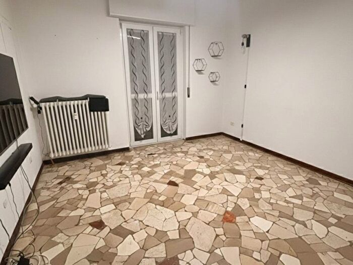 Appartamento trilocale in affitto in Via Fratelli Bandiera, Rondò Torretta, Sesto San Giovanni