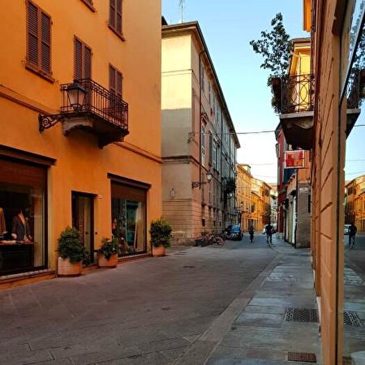 Appartamento trilocale in vendita in Reggio Emilia