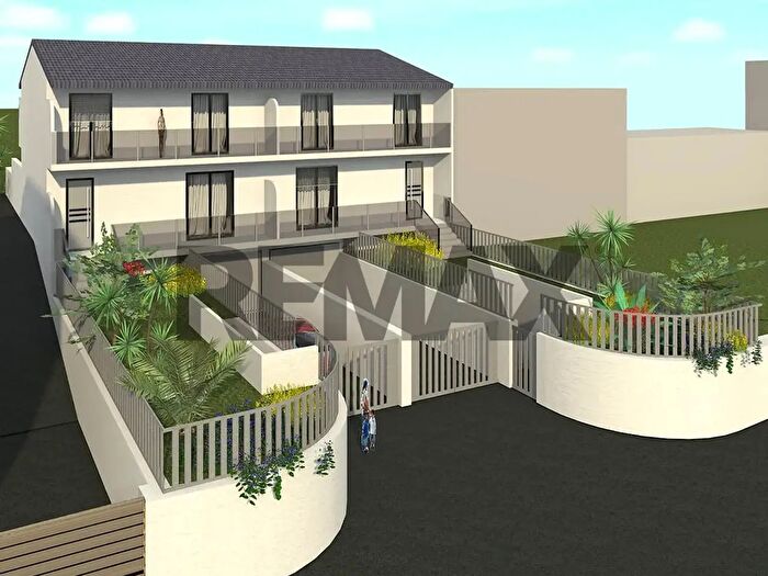 Casa con 5 locali in vendita in Via John Fitzgerald Kennedy, Milazzo