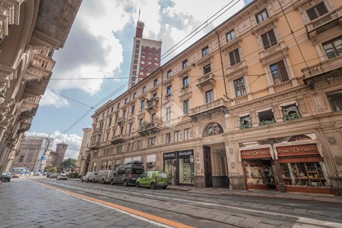 Appartamento quadrilocale in vendita in Via Pietro Micca, Torino