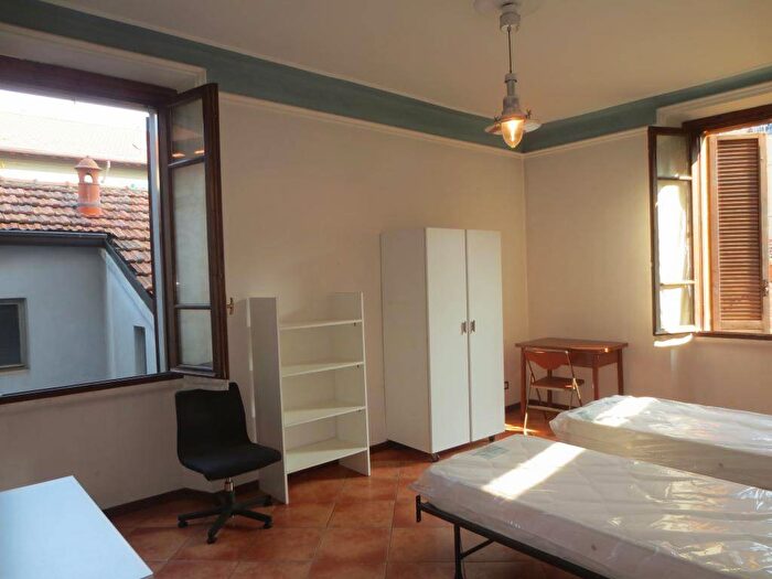 Appartamento trilocale in affitto in Via Ciro Menotti, Indipendenza, Milano
