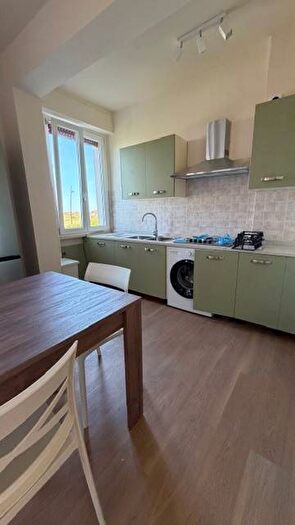 Appartamento quadrilocale in affitto in Marina di Pisa, Pisa