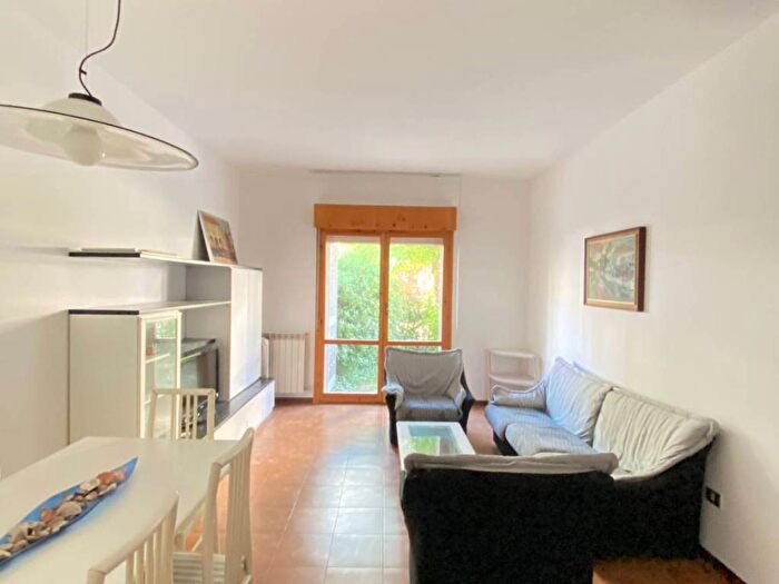 Appartamento trilocale in affitto in Viale Nino Bixio, Abissinia, Riccione