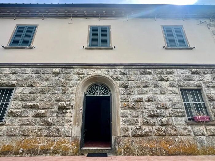 Appartamento trilocale in vendita in Collesalvetti