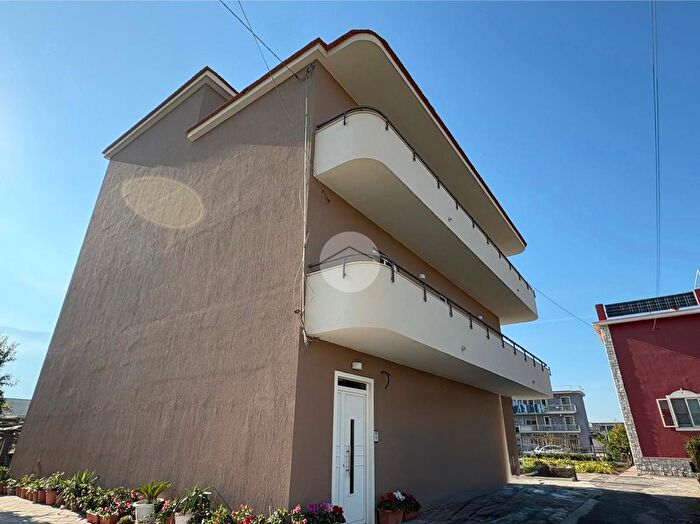 Casa trilocale in vendita in Via Fosso Luna, Castellammare Di Stabia