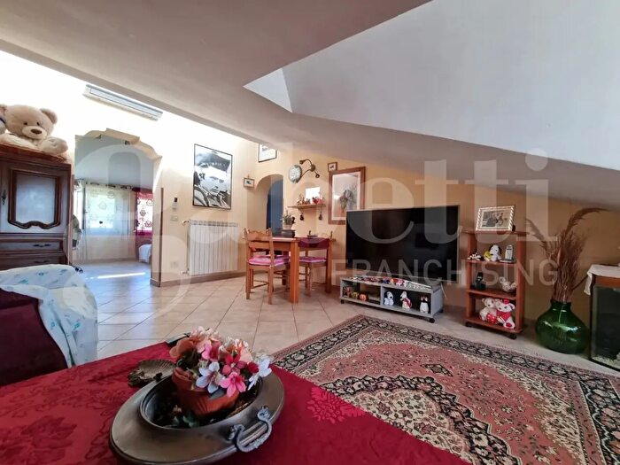 Appartamento quadrilocale in vendita in Via Aquila, Ponzano Romano