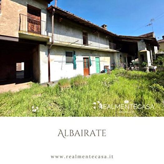 Casa con 6 locali in vendita in Via Gorizia, Albairate