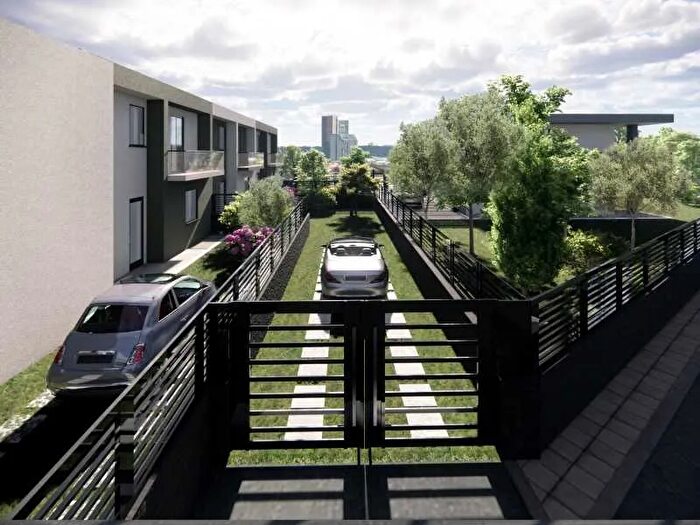 Casa quadrilocale in vendita in Via Marchese di Casalotto, Catania