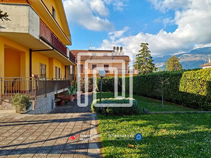 Appartamento trilocale in vendita in Via Torrone, Sulmona