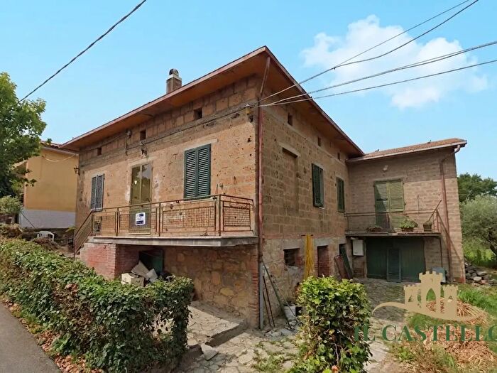 Casa con 5 locali in vendita in Villastrada, Castiglione Del Lago