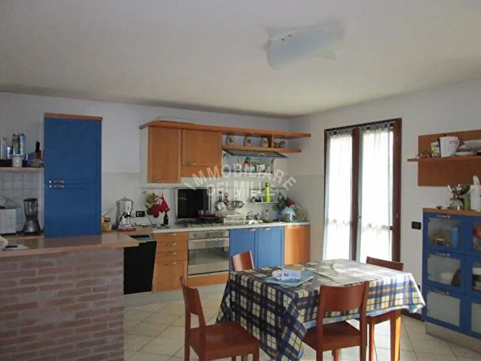 Casa trilocale in vendita in Reggio Emilia