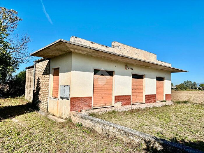 Appartamento in vendita in Frazione Santa Maria in Campis, Spoleto