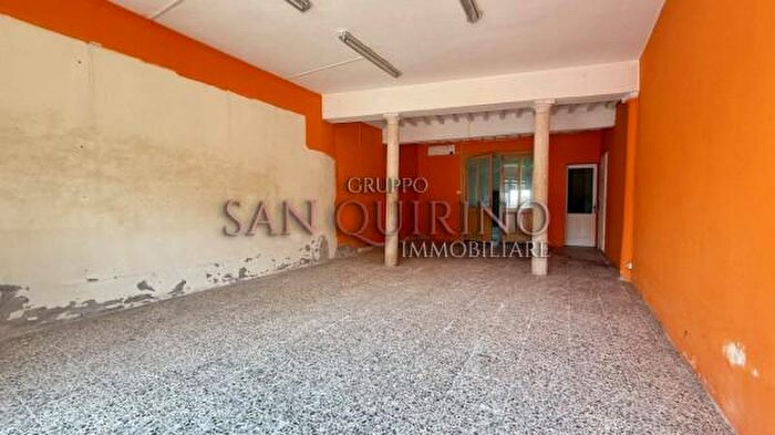 Casa con 5 locali in vendita in Via Trieste, Viadana