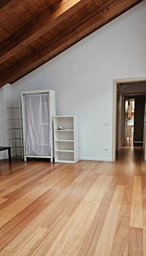 Appartamento quadrilocale in vendita in Corso del Popolo, Padova