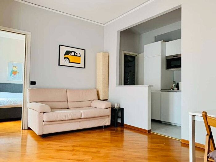 Appartamento bilocale in affitto in Via Losanna, Cenisio, Milano
