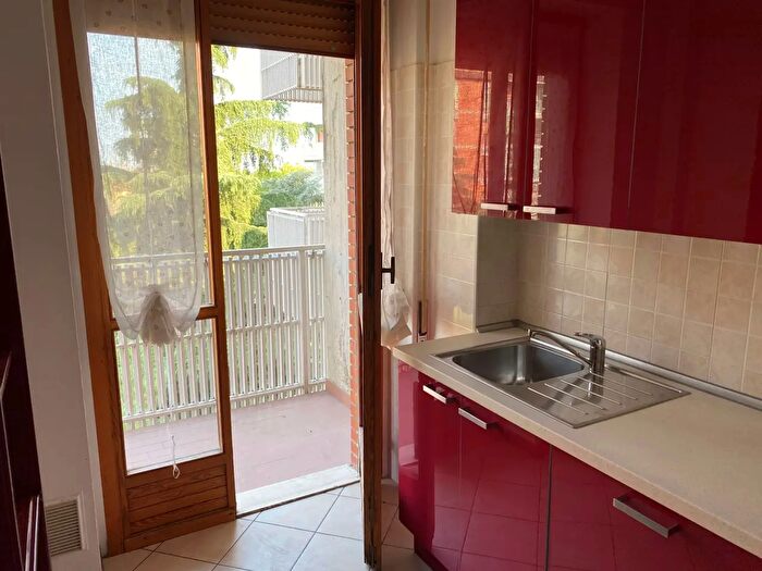 Appartamento con 5 locali in affitto in Via Dagnini, Bologna