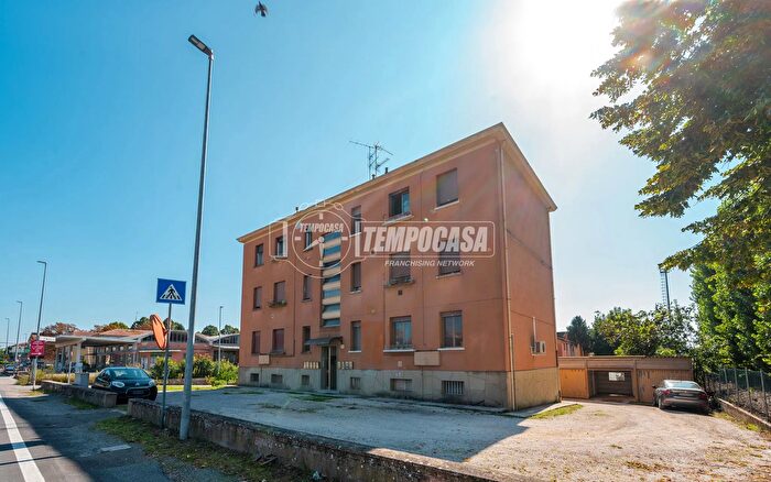 Appartamento trilocale in vendita in Via SantAntonio, Medicina