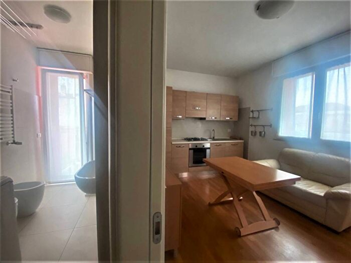 Appartamento bilocale in affitto in Via Ludovico Ariosto, Rondinella Stazione, Sesto San Giovanni