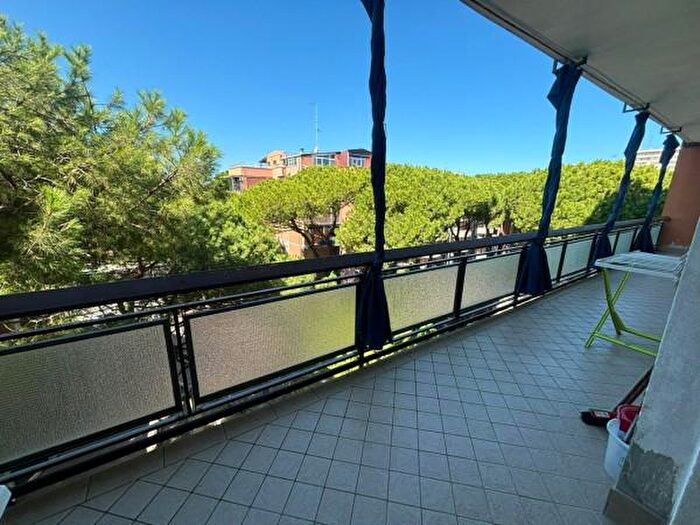 Appartamento con 6 locali in vendita in Viale Po, Comacchio