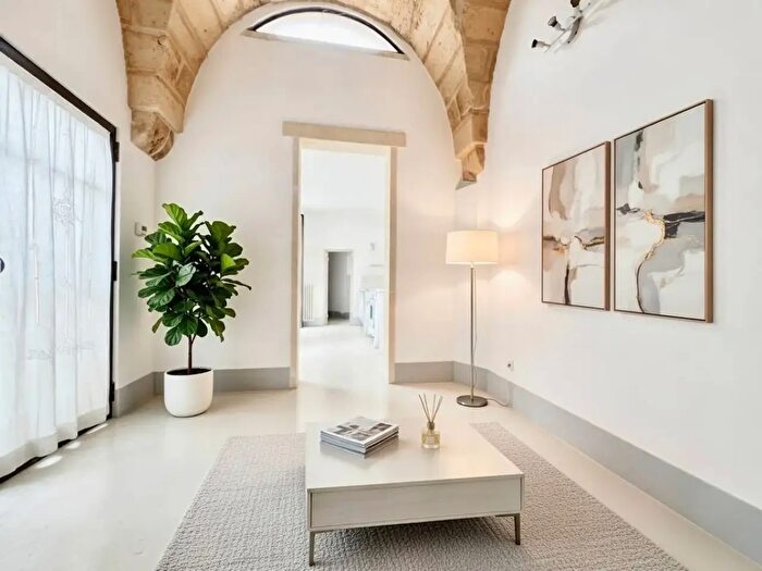 Appartamento trilocale in vendita in Via San Vito, Lequile