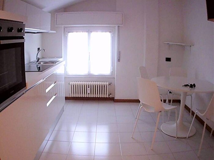Appartamento bilocale in affitto in Tavernola, Como