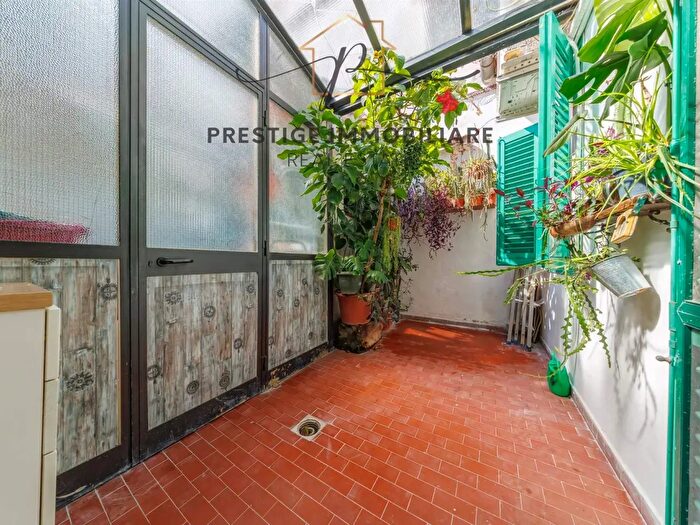 Appartamento con 5 locali in vendita in Livorno