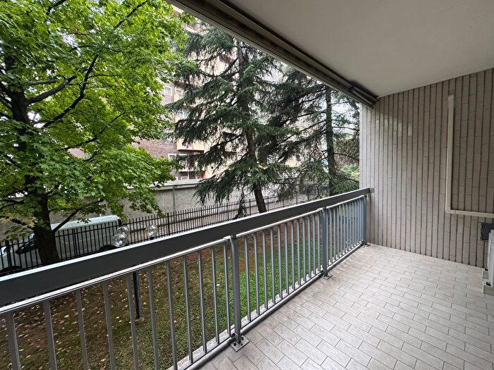 Appartamento trilocale in vendita in Voghera, Milano