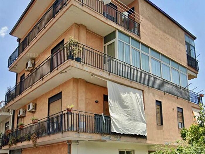 Appartamento bilocale in affitto in Via Fratelli Bandiera, Centro, Misterbianco