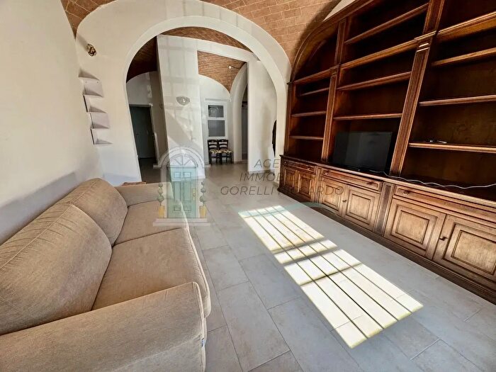 Appartamento quadrilocale in vendita in Siena