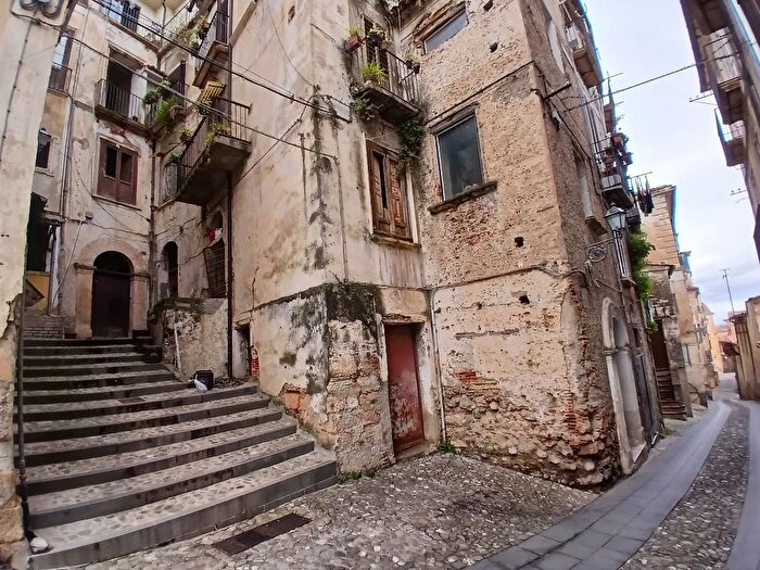 Appartamento quadrilocale in vendita in Via Argento Gaetano, Cosenza