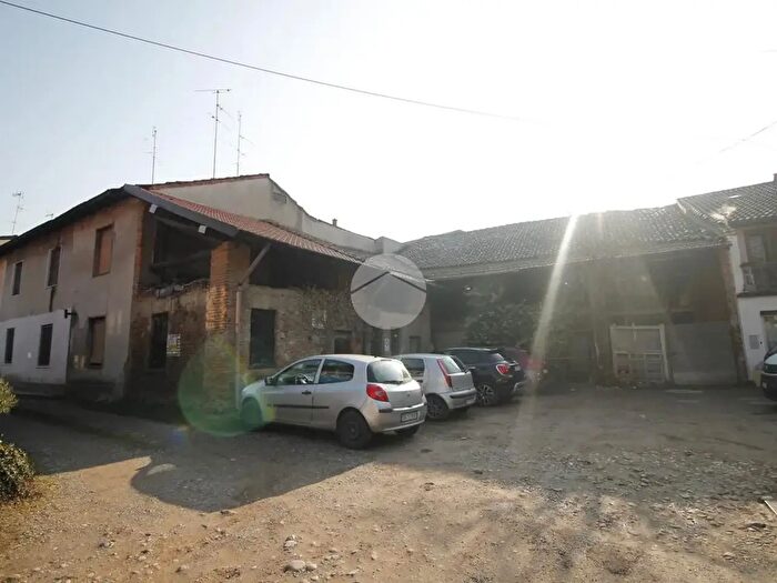 Casa monolocale in vendita in Via Manzoni, Garbagnate Milanese