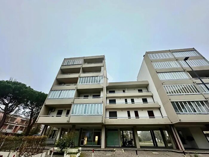 Appartamento trilocale in vendita in Via della Prora, Ravenna