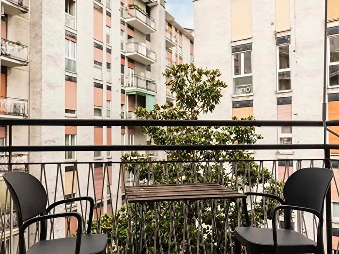 Appartamento monolocale in affitto in Viale Brenta, Milano