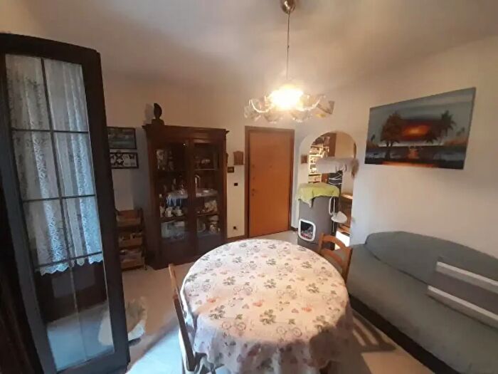 Appartamento trilocale in vendita in Via Grondana, Piacenza