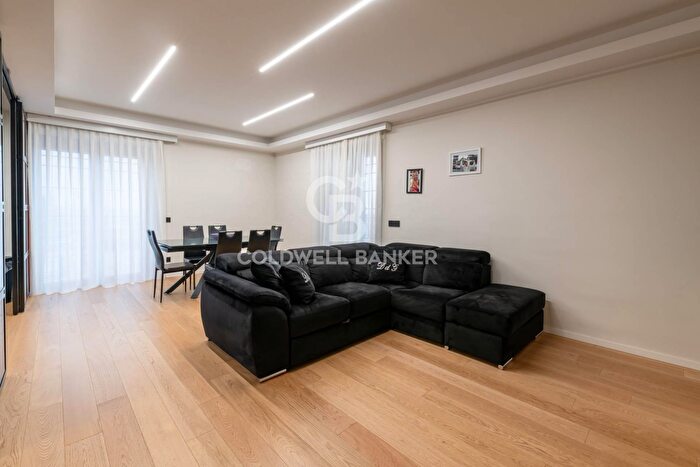 Appartamento quadrilocale in vendita in Via Antonio Moscatelli, Mentana