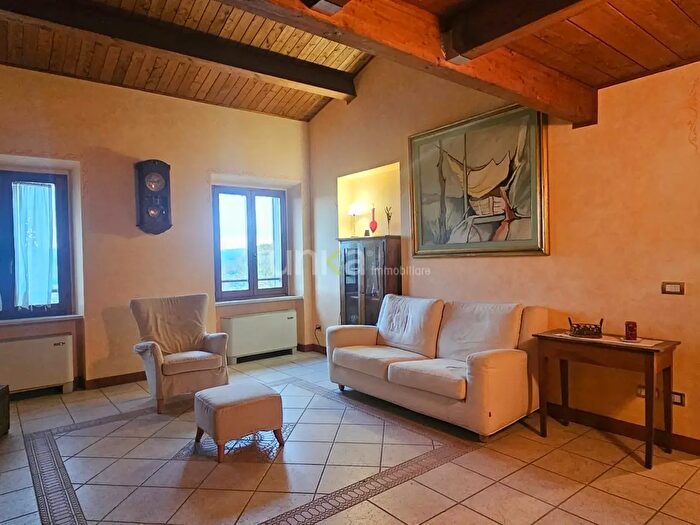 Appartamento trilocale in vendita in Corso Giacomo Matteotti Snc, Jesi