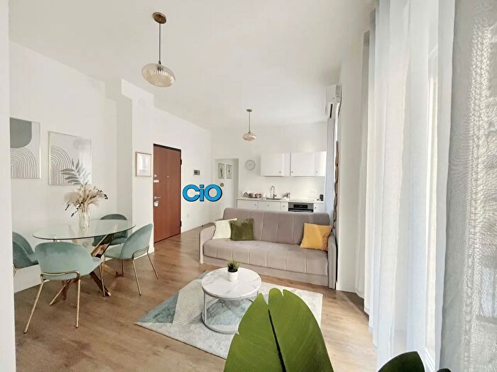 Appartamento con 5 locali in vendita in Bologna
