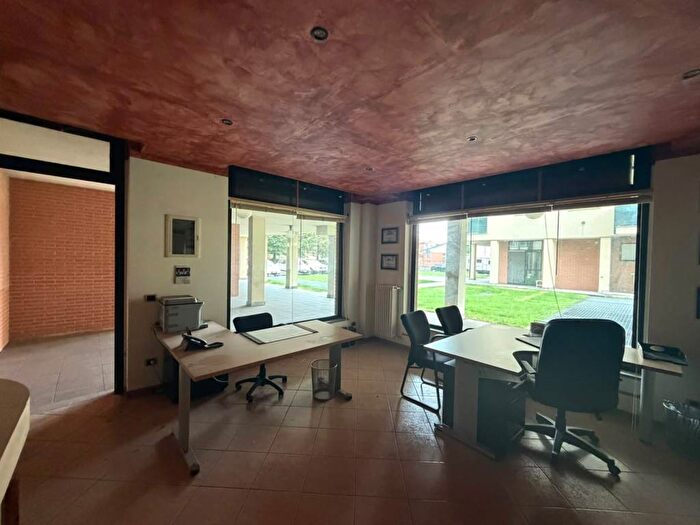 Casa monolocale in affitto in Via Novembre, Centro, Gavirate