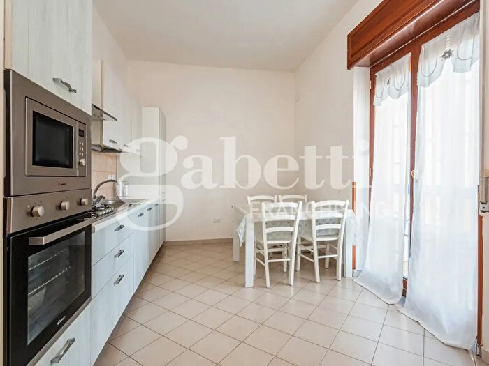 Appartamento trilocale in vendita in Via Marano Pianura, Marano Di Napoli