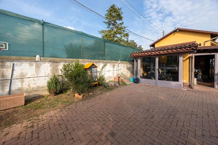 Casa trilocale in vendita in Borgo Crocera, Mombello Di Torino