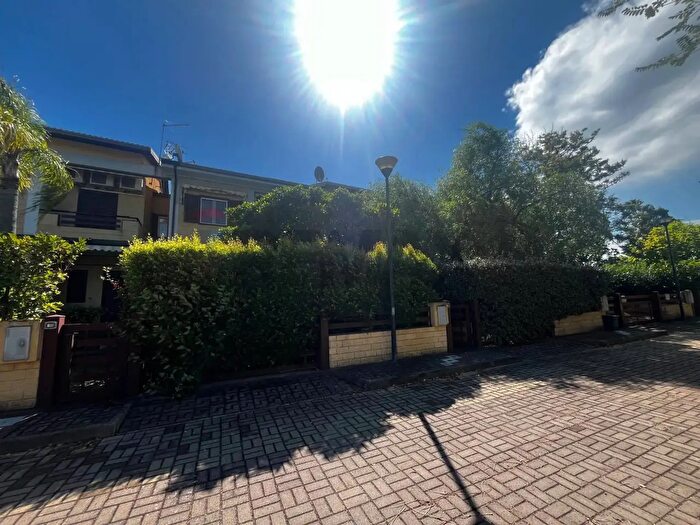 Casa quadrilocale in vendita in Villapiana