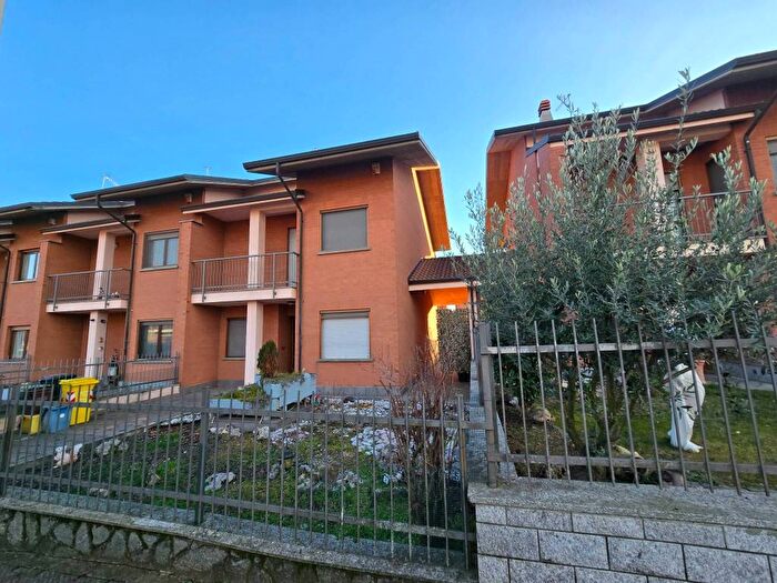 Casa quadrilocale in affitto in Via Paolo Borsellino, Centro, Ciriè