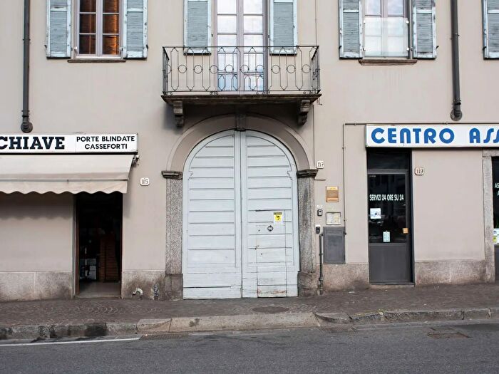 Case in Vendita e in Affitto - 3